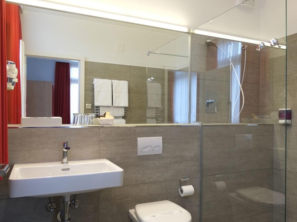 Hotel Brauerei Frohsinn アルボン 部屋 写真